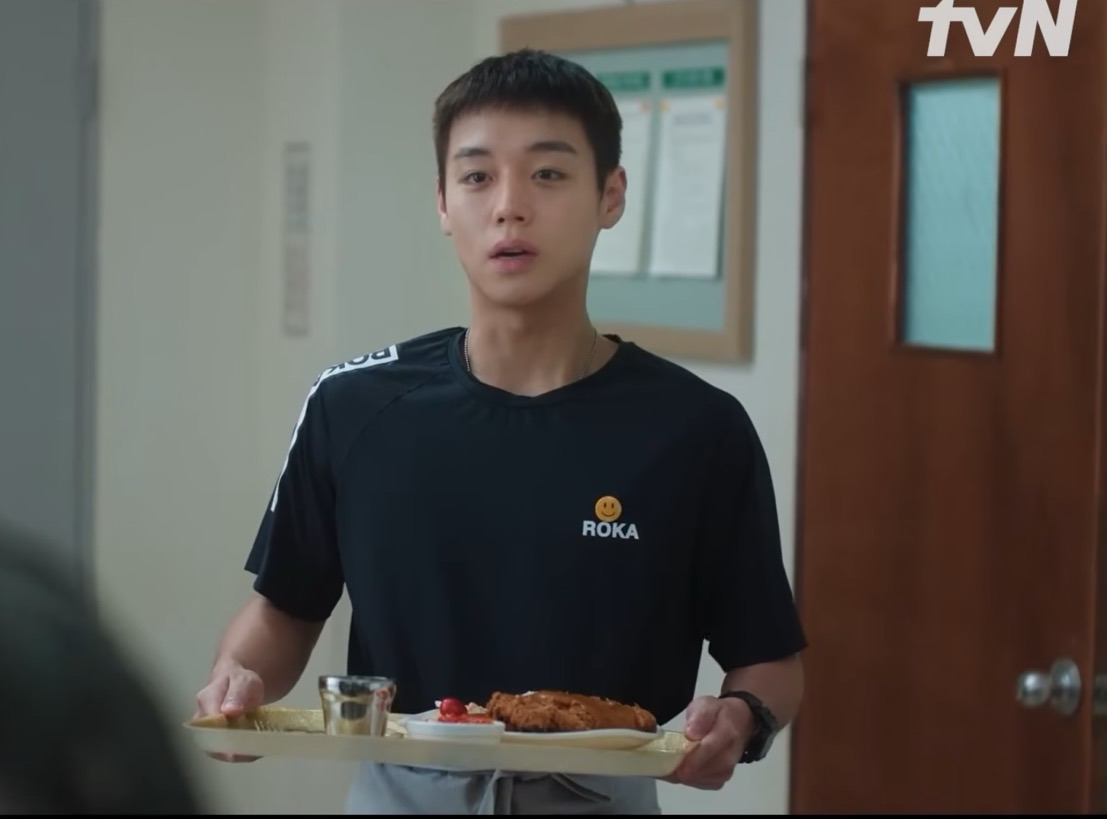 사실-취사병에서-돈까스-참기-어려웠다는-이상이-0-이미지