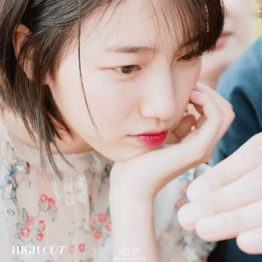 청량한-분위기의-수지-숏컷-단발-0-이미지