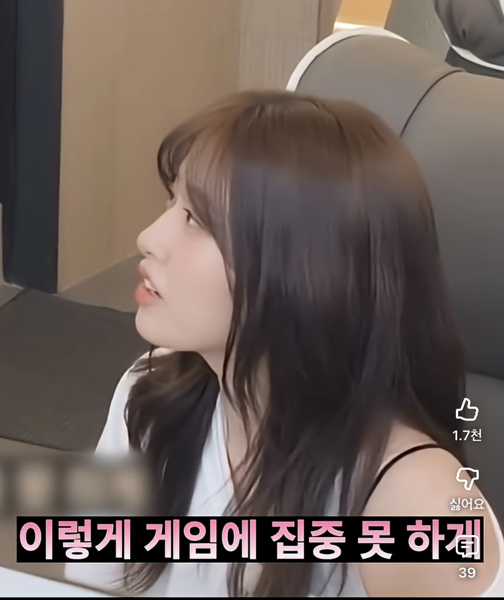 진상-컴플레인-거는-손님과-단호한-사장.-새우등-터지는-알바생-2-이미지