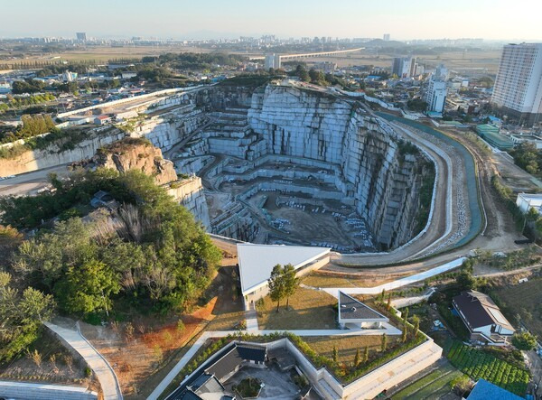 이국적인-익산-화강암-채석장-풍경.jpg-3-이미지