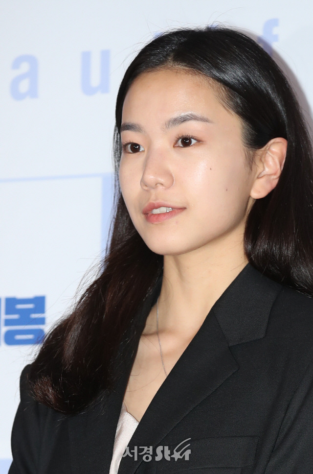 묘하게-닮은-두-여자-연예인-0-이미지