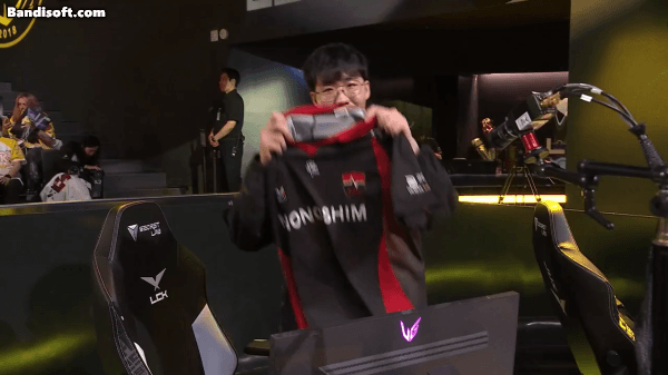 LCK-이주의-베스트-세레머니-수상자:로머-2-이미지