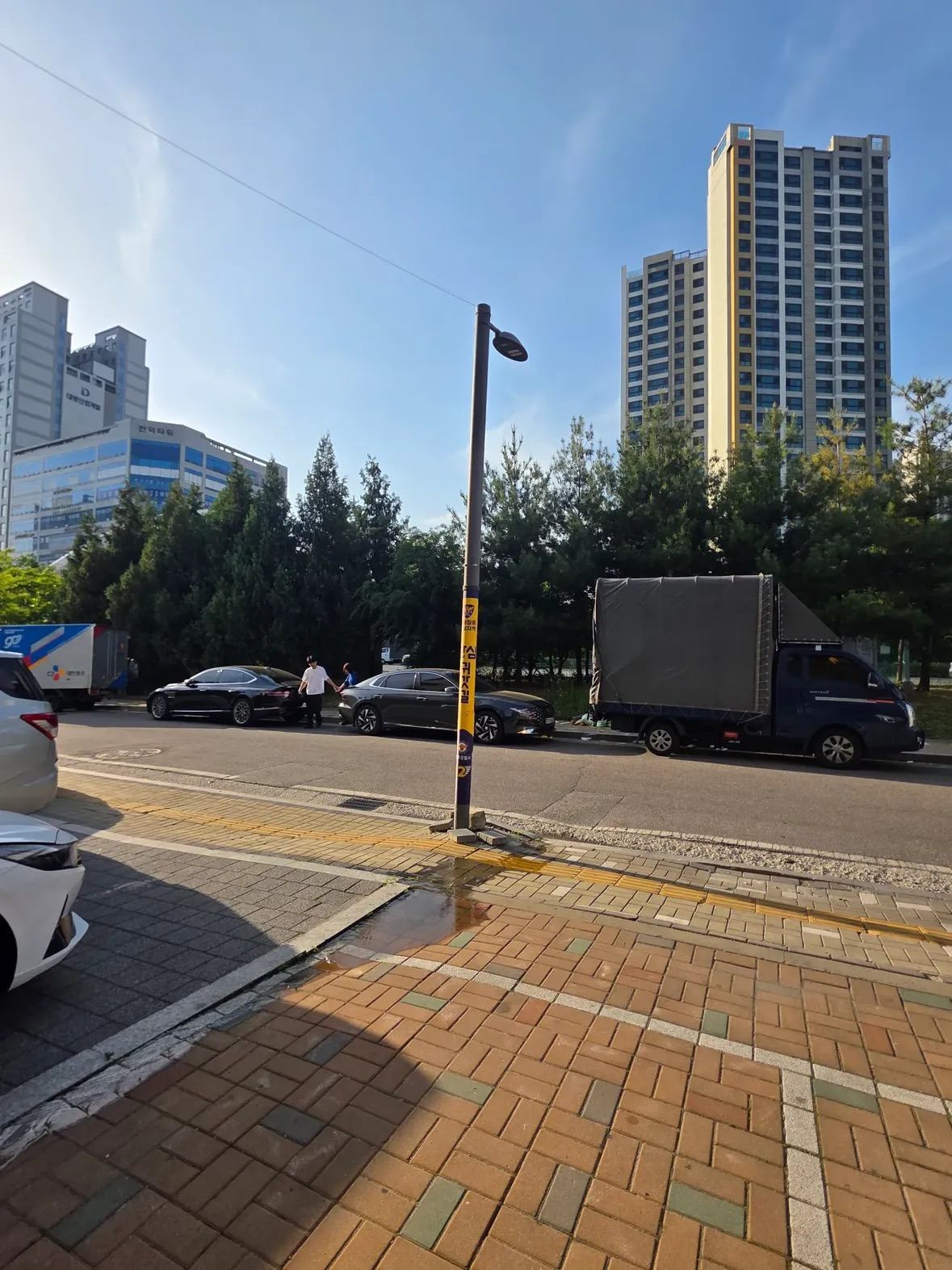 덥고-건조한-요즘-사람만-더운게-아님-2-이미지
