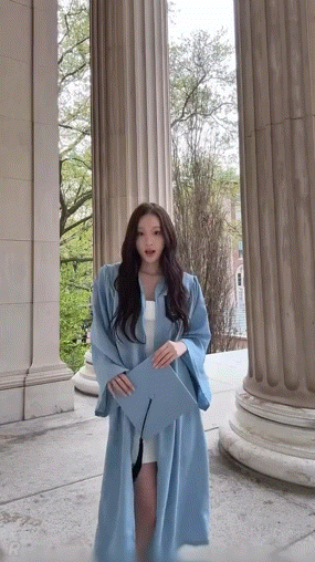 컬럼비아-대학-졸업한-올데프-애니.jpgif-1-이미지