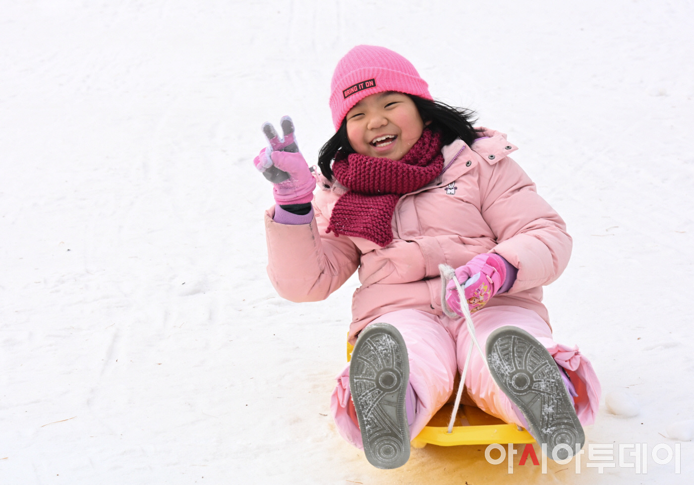 눈-내리는-오늘-자-너무-행복해-보이는-기사-사진.jpg-11-이미지