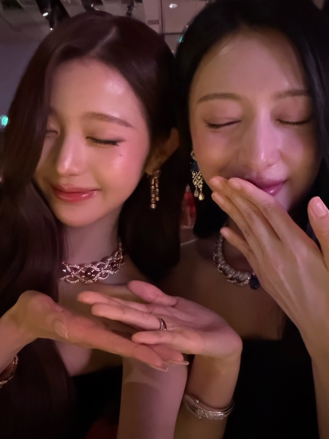 아이브-장원영-인스타-김지원-투샷-셀카-1-이미지