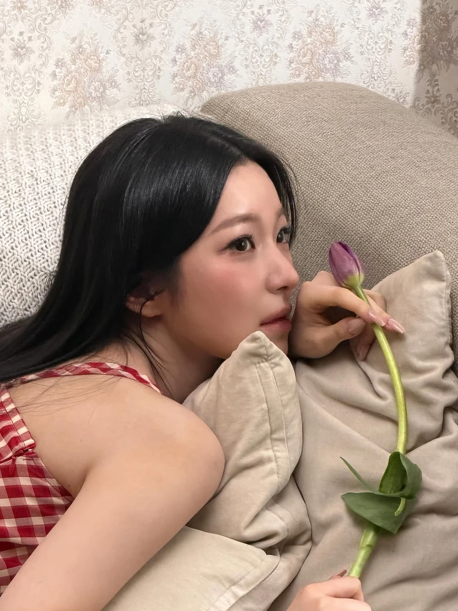 프로미스나인-백지헌.jpg-4-이미지