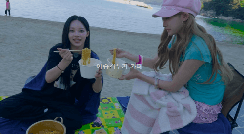 유튜브-알고리즘-휩쓴-밈으로-홍보대사-된-걸그룹-20-이미지