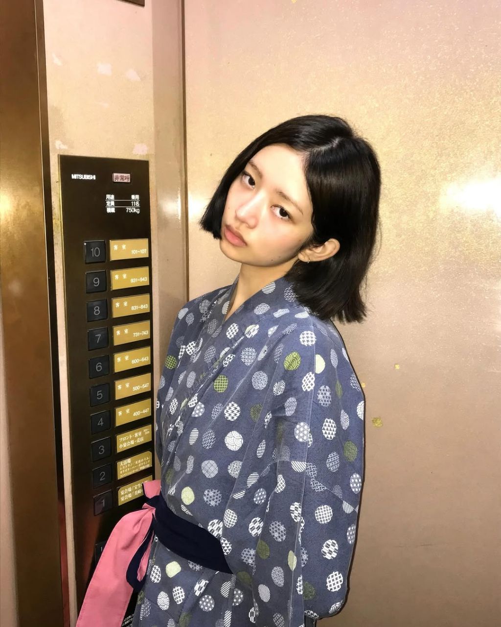 아이브-레이-인스타-0-이미지