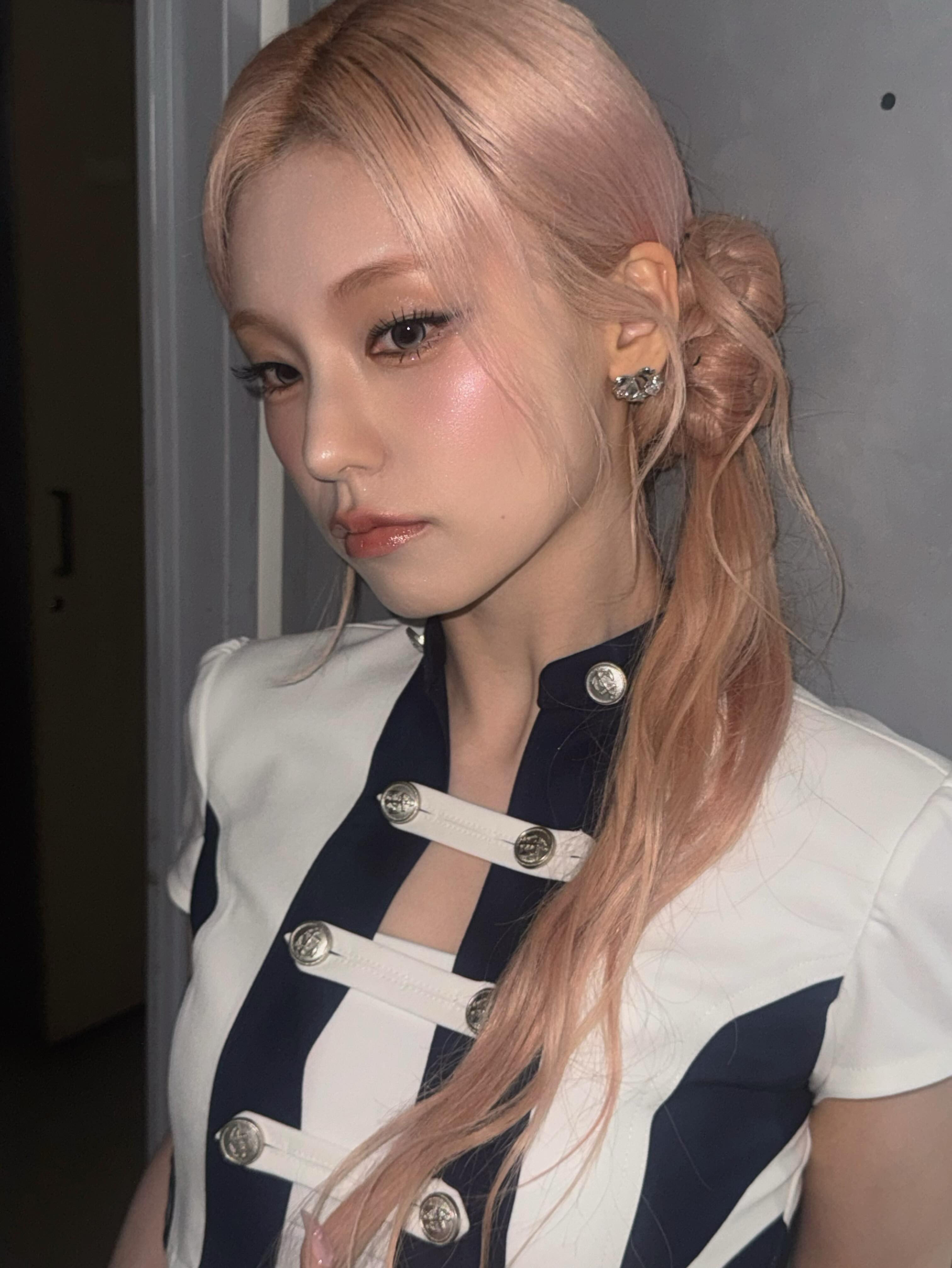 교복입은-예지씨-근황....jpg-7-이미지