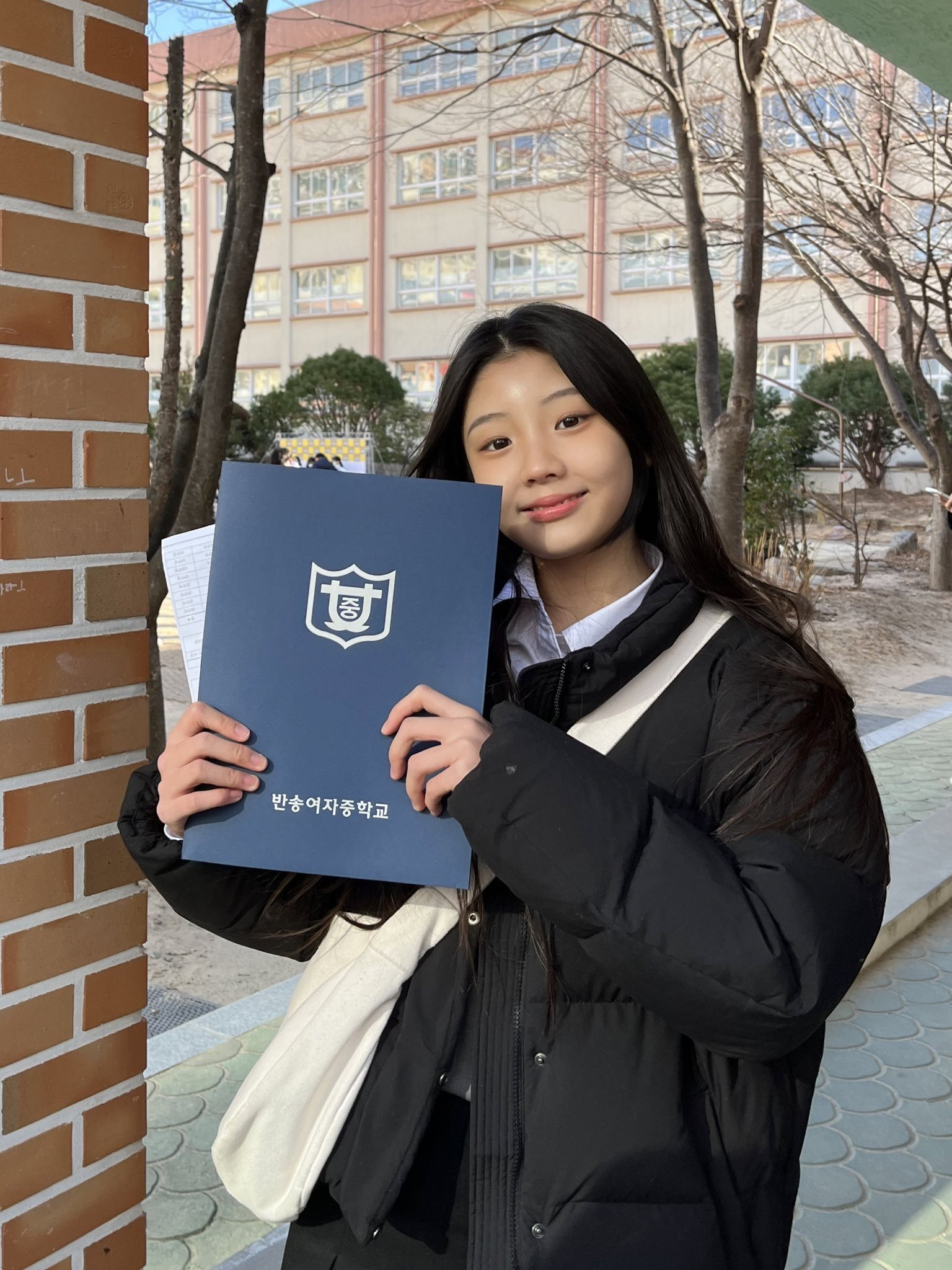 아일릿-원희-과거-사진.jpg-1-이미지