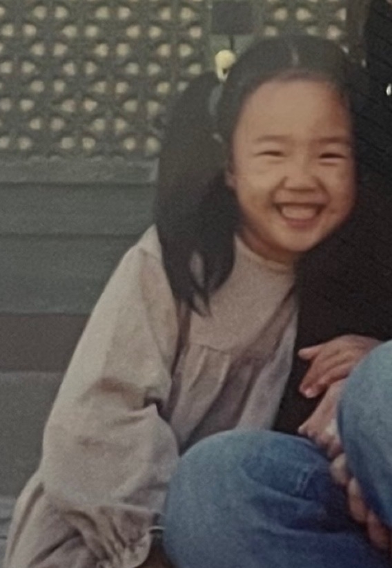 지예은-애기-때-사진.jpg-0-이미지