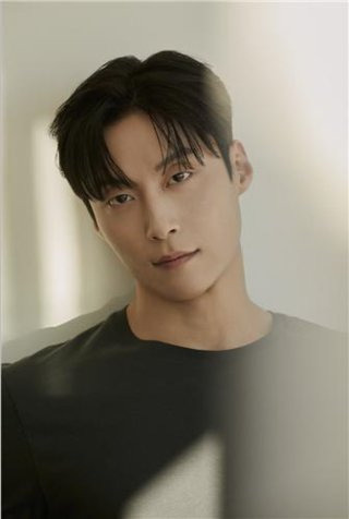 언젠가-가족-관계-역할로-작품-해야-할-것-같은-두-사람-6-이미지