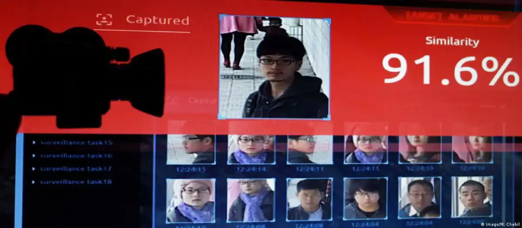 중국에서-사용했던-외국인-감시시스템-폭로됨-ㄷ-(중국-입국-외국인-대상)-5-이미지