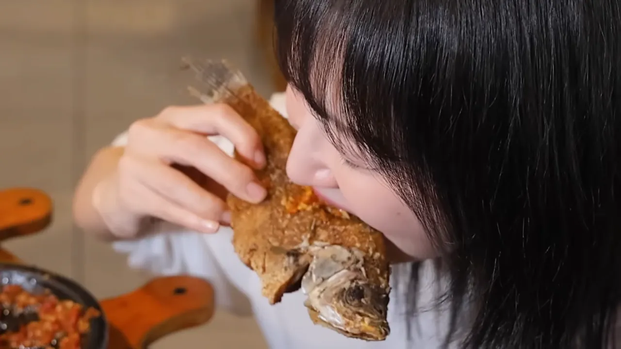 인도네시아에서-3시간-동안-메뉴-17개-먹방한-쯔양-26-이미지