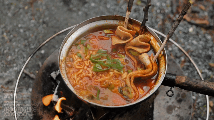 어구리-라면.gif-4-이미지