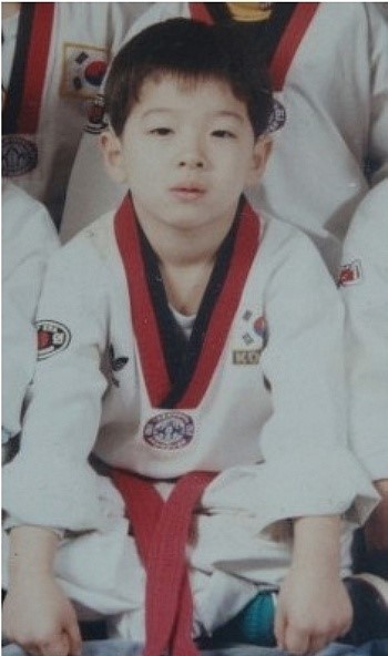 래퍼될라고-14살에-연습생-시작했는데-메인보컬로-데뷔해서-지금은-춤짱이-되벌었어요;;;-0-이미지