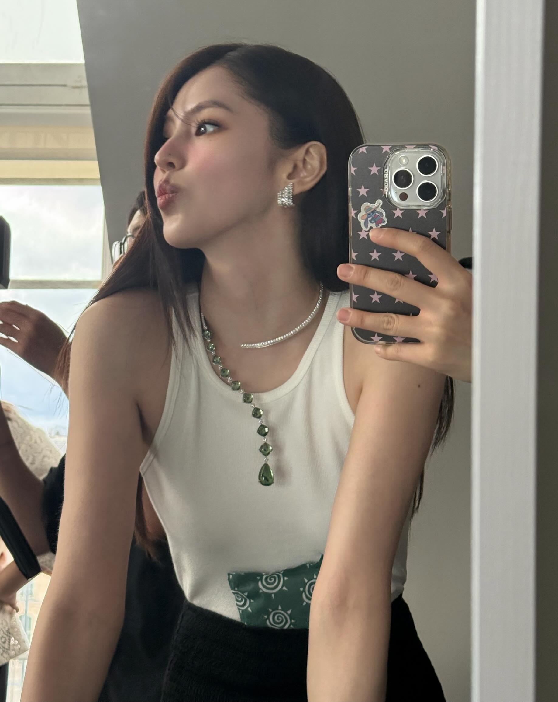 구신-분장한-배우-한소희-근황.jpg-14-이미지