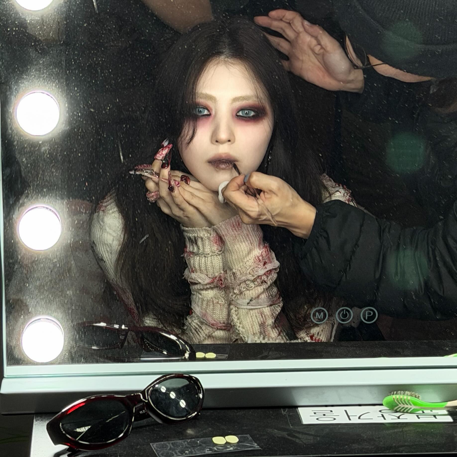 구신-분장한-배우-한소희-근황.jpg-4-이미지