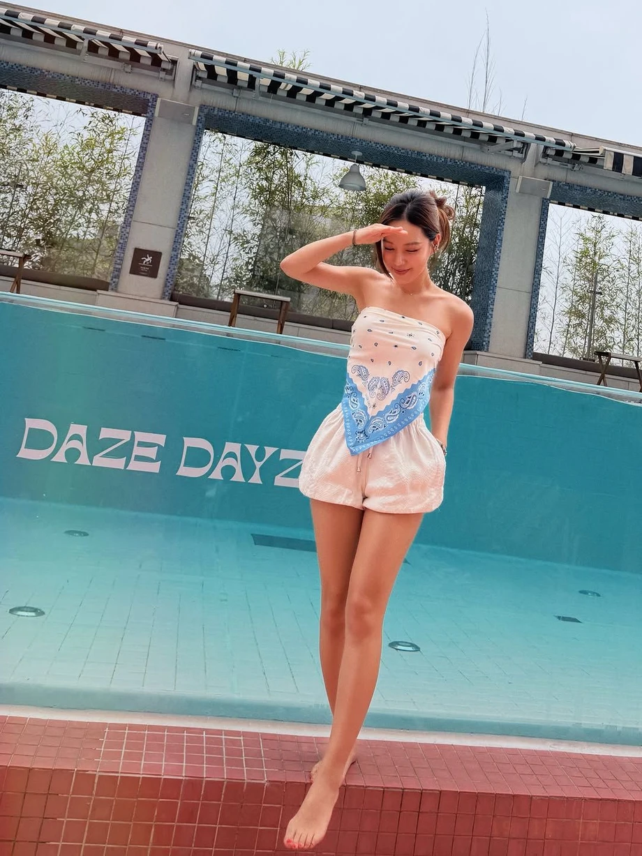 배우-김희정-인스타.jpg-1-이미지