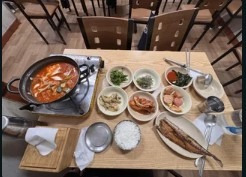 한국의-푸짐한-백반,-외국인들-반응-1-이미지