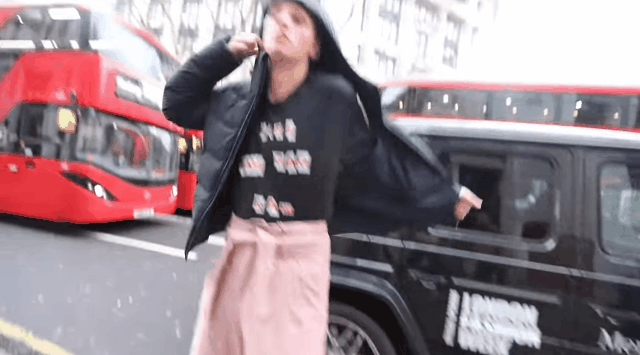 친구-거지같이-입히고-모델-데뷔시키기.jpgif-6-이미지