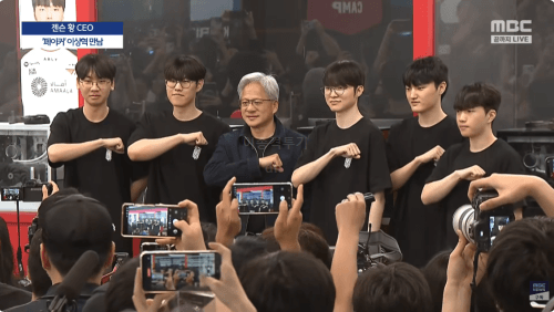 젠슨황,-페이커-싸인-그래픽카드-9-이미지