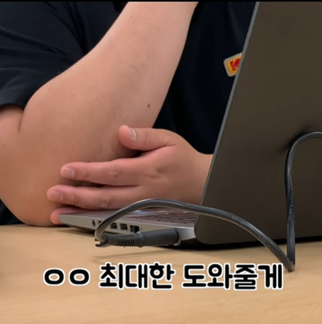 팬이-3명-생겼는데-직업이-전부-영화감독인-경우.jpg-5-이미지