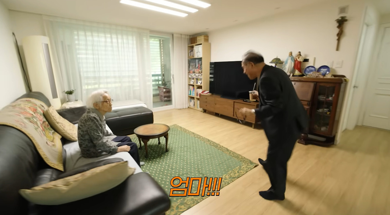 고령화시대-잘-타고난-65세-연예인-지망생-할아버지.jpg-8-이미지