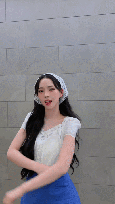 카리나-앙탈챌린지-최신판.gif-0-이미지
