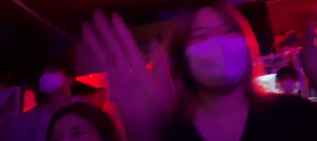 팬이-3명-생겼는데-직업이-전부-영화감독인-경우.jpg-11-이미지