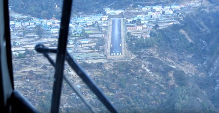 세계에서-제일-악명-높은-네팔의-루클라-공항-.gif-7-이미지