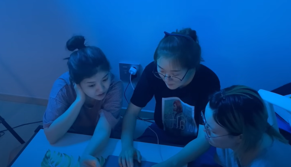 팬이-3명-생겼는데-직업이-전부-영화감독인-경우.jpg-15-이미지