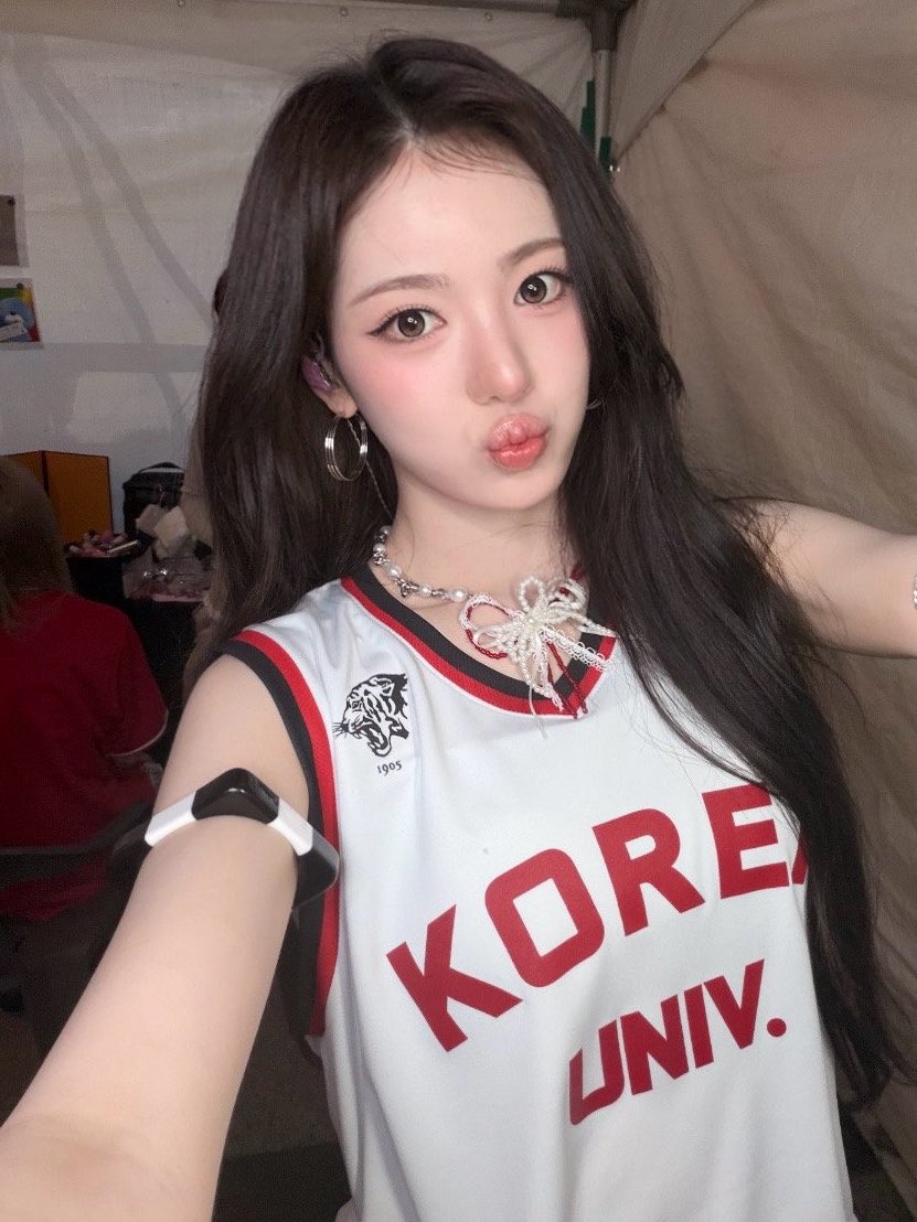 도플갱어-아니냐는-여-아이돌-2명-2-이미지