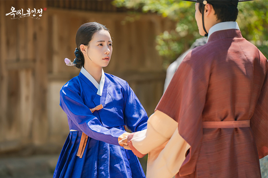 다잘맞아서-한복-다입혔다는-옥씨부인전-임지연-착장.jpgif-10-이미지