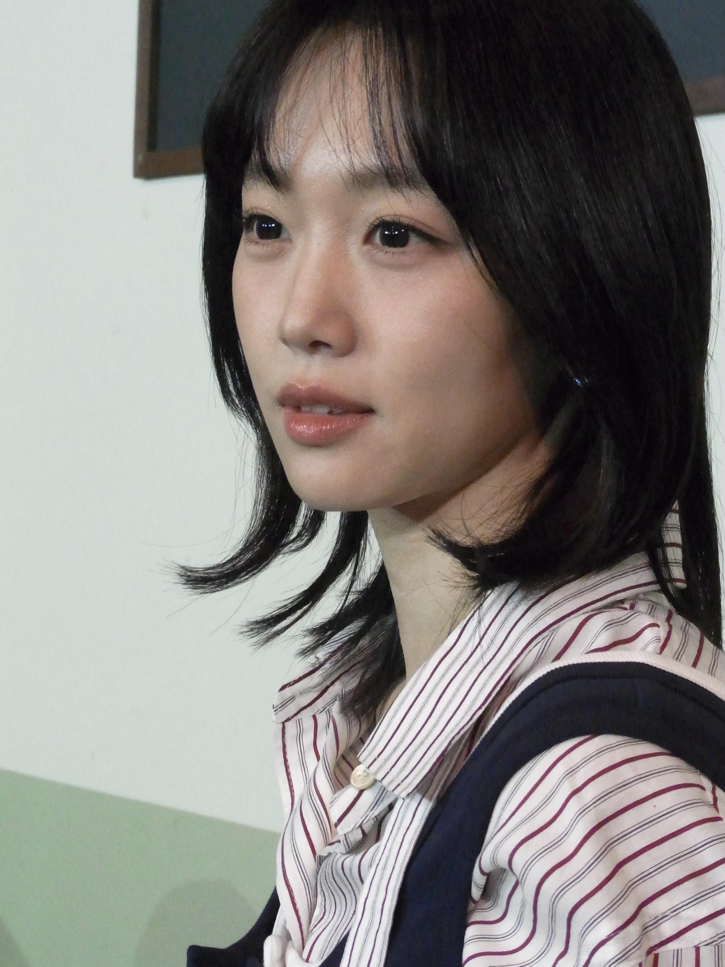 곧-마흔살인-참교육-배우-진기주-인스타.jpg-3-이미지